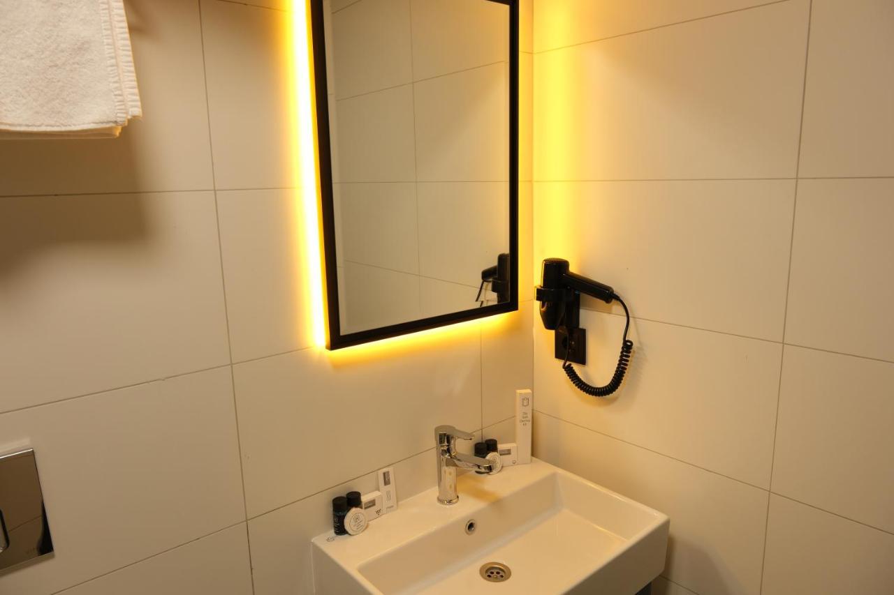 Park Hotel & Private Transportation Istanbul Airport-By Loft Arnavutkoy Eksteriør billede