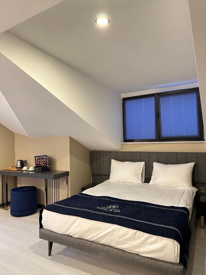 Park Hotel & Private Transportation Istanbul Airport-By Loft Arnavutkoy Eksteriør billede